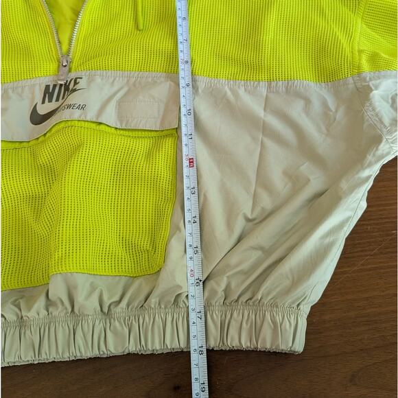 Nike Sportswear Oversized Mesh Half-zip Hooded Logo Jacket in Lime, size XS - Picture 6 of 7